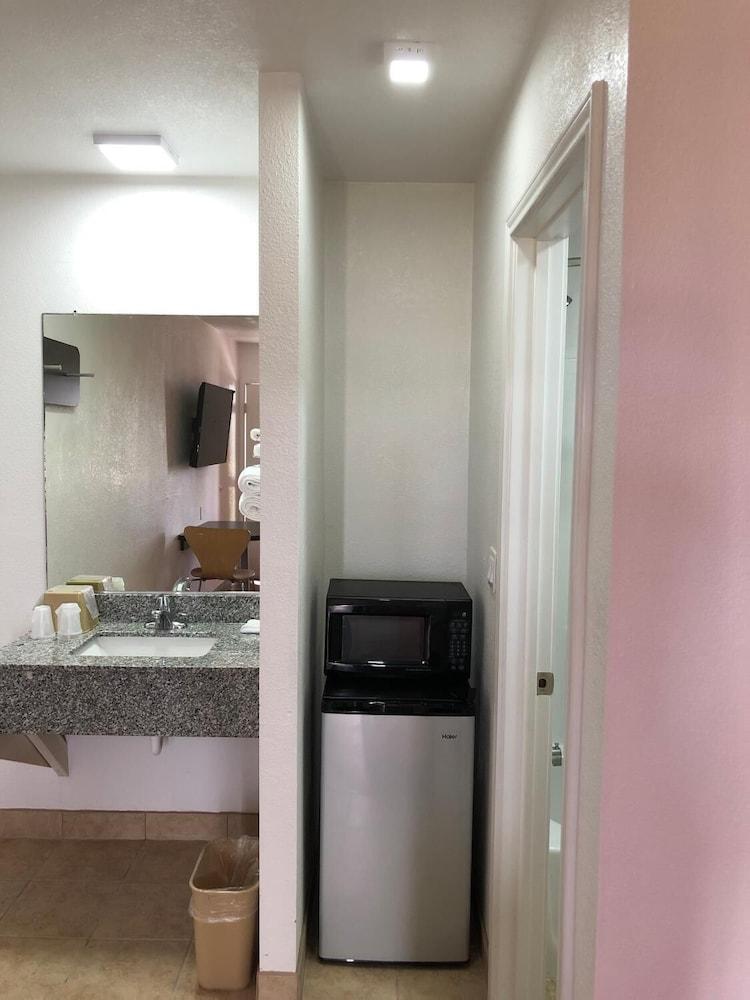 Motel 6-Clute, Tx Extérieur photo